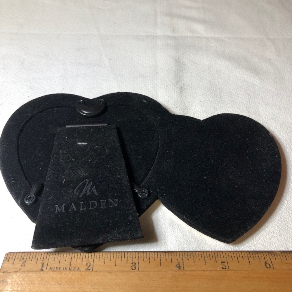 Silver Heart-Shaped Double Photo Frame - Picture 10 of 11